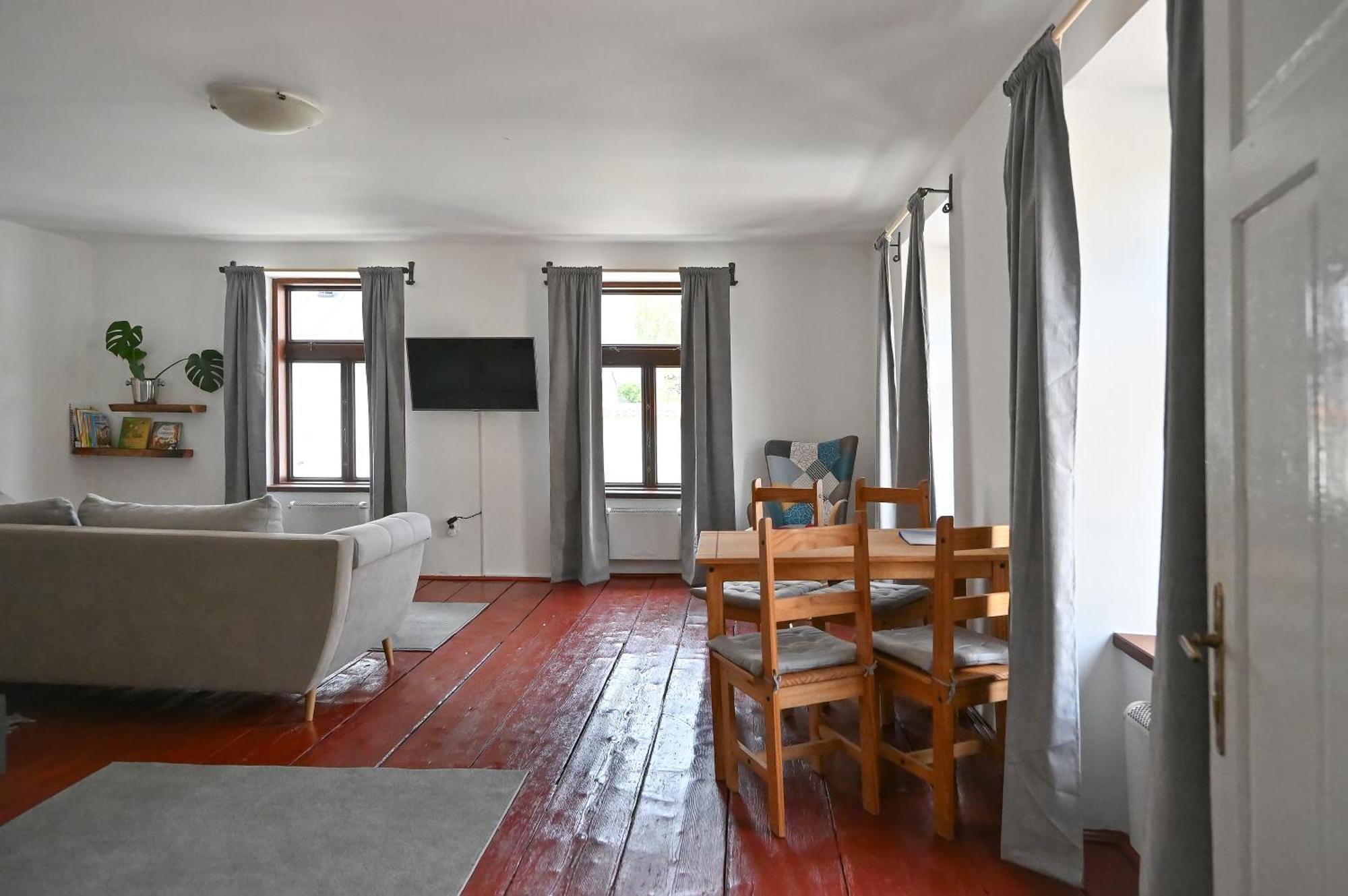 Apartman U Spinaru Тршешть Экстерьер фото