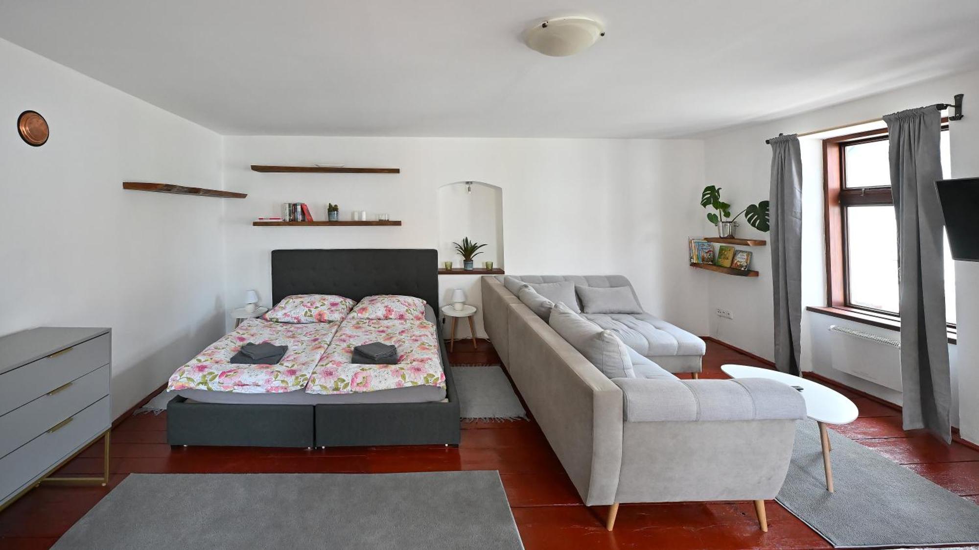 Apartman U Spinaru Тршешть Экстерьер фото